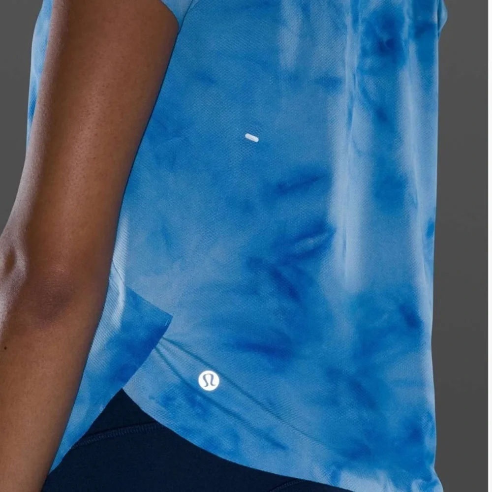 Lululemon Lightweight Run Kit Short Sleeve Tidal Dye Vapor Hawaiian Blue